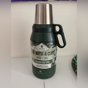 Manna Stack Jug, 64 Ounce (Green)